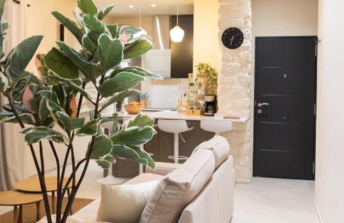 Alicante Apartment | La casa de las flores