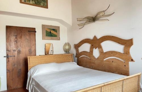 Trecastelli Bed & Breakfast | "La Casa degli ulivi Art B&B"