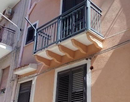Montallegro Apartment | La casa dei nonni monolocale