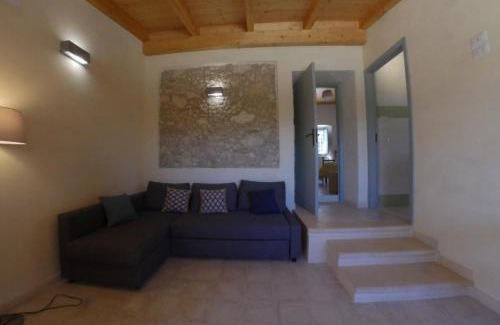 Locri House | La Casa del Miele di Borgo Carbone
