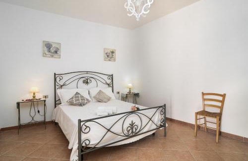Loculi House | La casa del sole