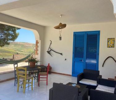 Ioppolo Giancaxio Apartment | La casa di Gioggiò