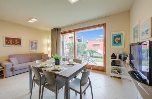 Toscolano Maderno Apartment | La Casa di Gioia - shared pool & view - Happy Rentals