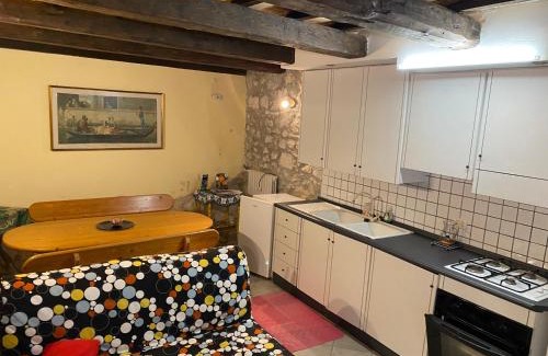 Sant'Eufemia a Maiella Apartment | LA CASA DI ANNA