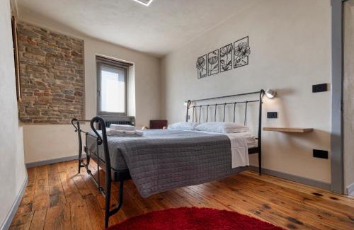 Murazzano Apartment | La Casa di Margot - Alloggio Rosso