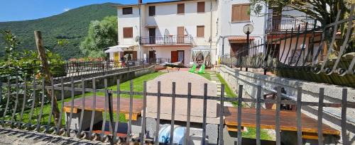 Pontone House | La casa di Milly Golden Park