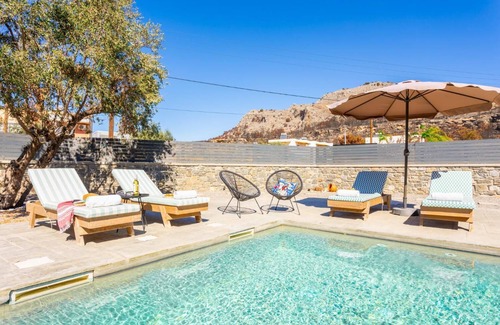 Kiotari Villa | La Casa Di Pietre 1 - Three Bedroom Villa, Sleeps 6