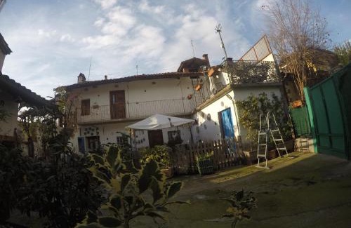 Farigliano Apartment | La casa di Pluto