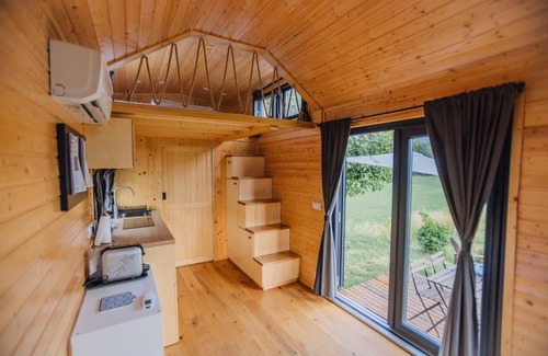 Castilenti House | La Casa Errante 1 by Tiny Away