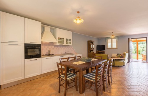 Orciano di Pesaro Apartment | La Casa in Campagna, 4 apartments with pool in Orciano, 20 minutes from the sea - apt. Il Padronale
