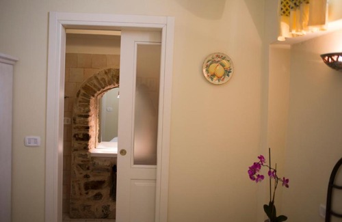 Rocca Imperiale Bed & Breakfast | La Casa Incantata