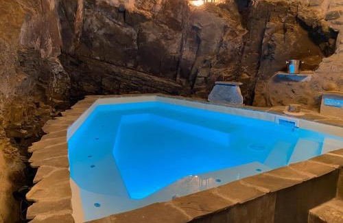 Pontremoli House | La Casa Medievale Suites e SPA
