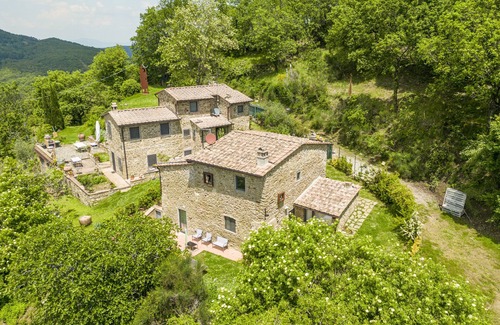 Greve in Chianti Villa | La Casa Nel Bosco D’arte - Passo del Sugame, Greve in Chianti
