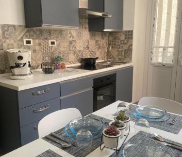 Asti Apartment | La casa nel viale
