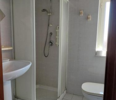 Riola Sardo Hotel | La Casa Rossa