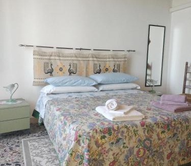 Riola Sardo Hotel | La Casa Rossa