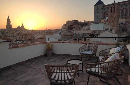 Toledo City Center House | La Casa Toledana - patio y terraza con vistas