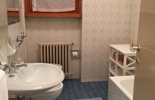 Sona House | LA CASA TRA GLI OLIVI