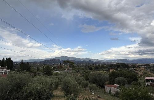 Fonte Nuova Apartment | La casa tra gli ulivi di Fonte Nuova