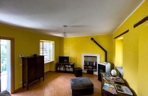 Favaro Apartment | La Casetta Gialla
