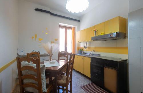 Tempio Pausania Apartment | La casetta in centro