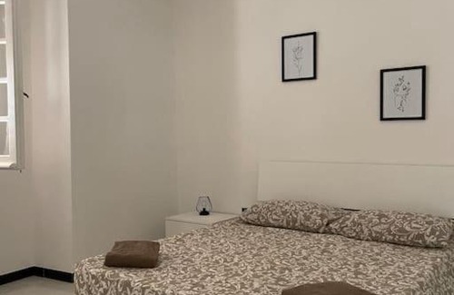 San Giovanni Suergiu Apartment | La Casetta