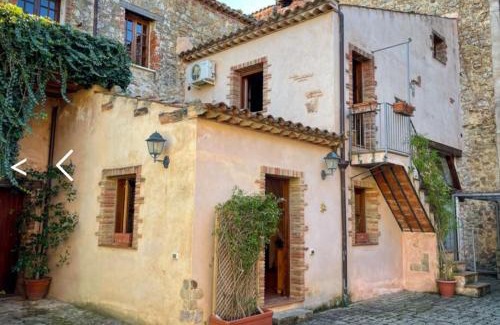 Castelbuono Apartment | La Casetta nel Cortile