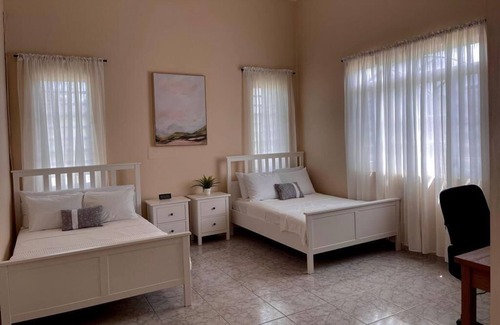 Hato Arriba House | La Casita de JayJay-Family House with Private Pool