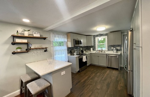 Montville House | La Casita De Reina Near Mohegan Sun.