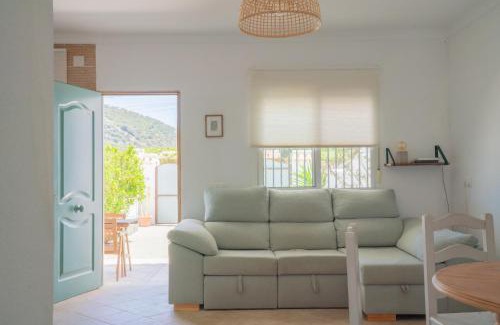 Los Canos de Meca House | La casita del faro