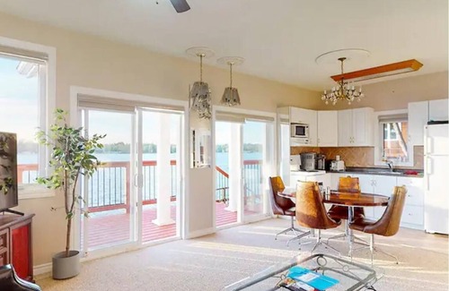 Wollaston Cottage | La Casita on The Ridge - Sit Back and Relax !