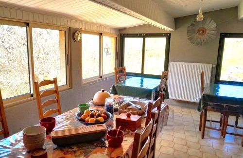 Le Buisson-de-Cadouin House | La Caverne du Buisson