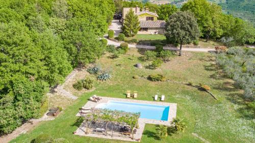 Gualdo Cattaneo Villa | LA CERQUA 8, Emma Villas
