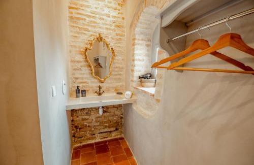 Lauzerte House | La Chambre Bleue