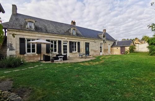 Mayet Bed & Breakfast | La chambre des vergers de St Nicolas