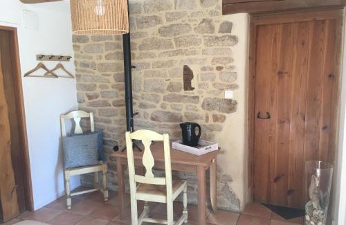 Le Faouet Bed & Breakfast | La chambre du Rouzen