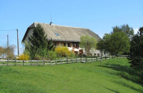 Saint-Sulpice Bed & Breakfast | La chambre du Tilleul de la Tarte Qui Flette
