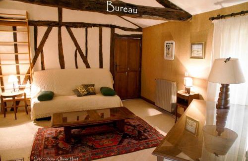 Crastes Bed & Breakfast | La chambre la Tricherie
