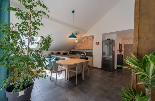 Duingt Apartment | La Champanaise - 2 bedroom apartment 300m from Lake Annecy