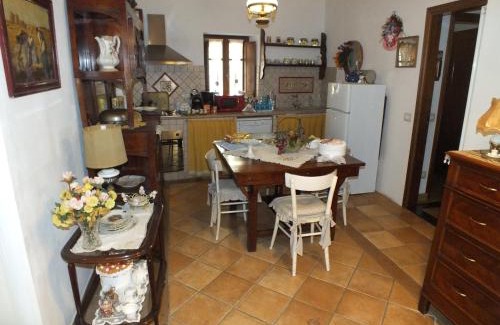 Colonnata Apartment | La Chicca