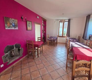 La Crouzille Hotel | La claie des champs