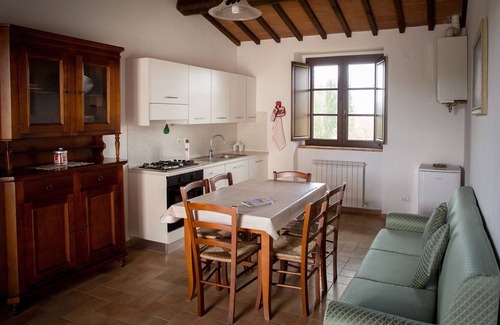 Montelovesco Apartment | La Collina del Sole - Ground Floor Apartment for 5 Guests