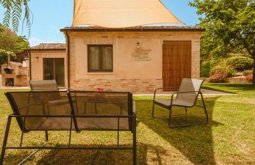 Monsampietro Morico Apartment | La Collina