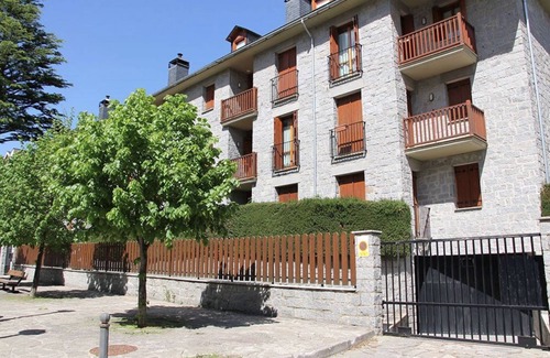 Benasque Apartment | La Coma de Alba, located in the town of Benasque
