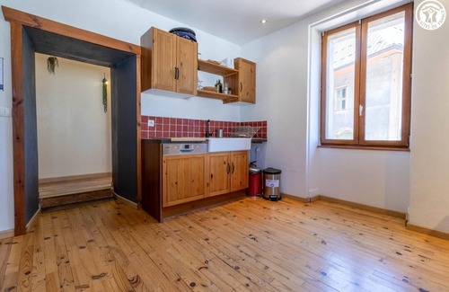 Le Chatelard House | LA COMPAGNIE DU BOURG - GRENETTE