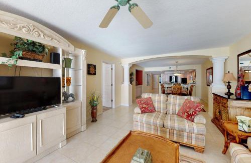 Redington Beach Apartment | La Contessa 507