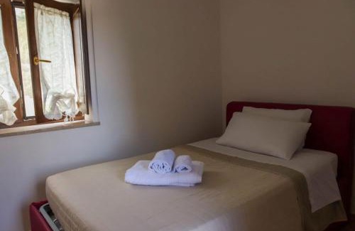 Celano House | La Contessa