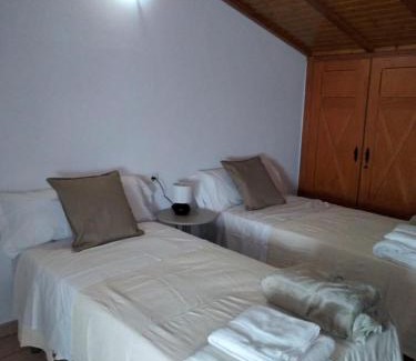 Segura de Leon Apartment | La Corralá de S de León