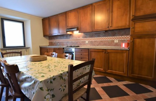 Castana House | La Corte Bricca (Casa Padronale) by Interhome