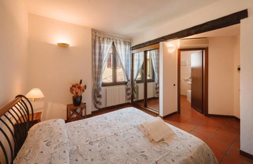 Lurago d'Erba Hotel | La Corte di Lurago